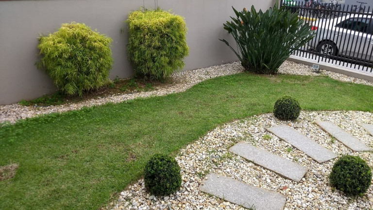 Imagem Casa com 3 Quartos à Venda, 200 m² em Iririú - Joinville