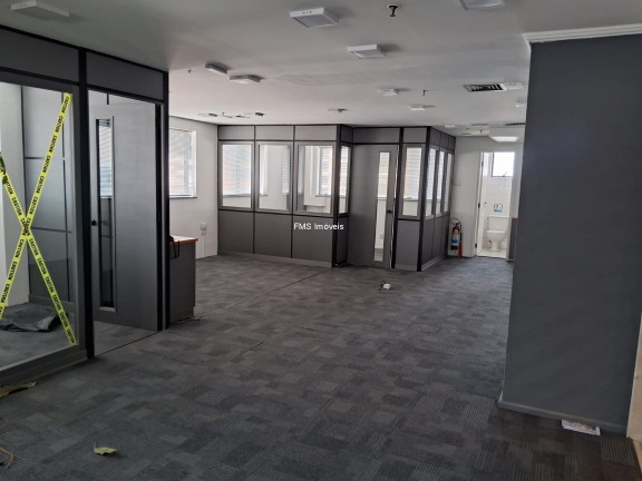 Sala Comercial à Venda, 69 m² em Brooklin Paulista - São Paulo