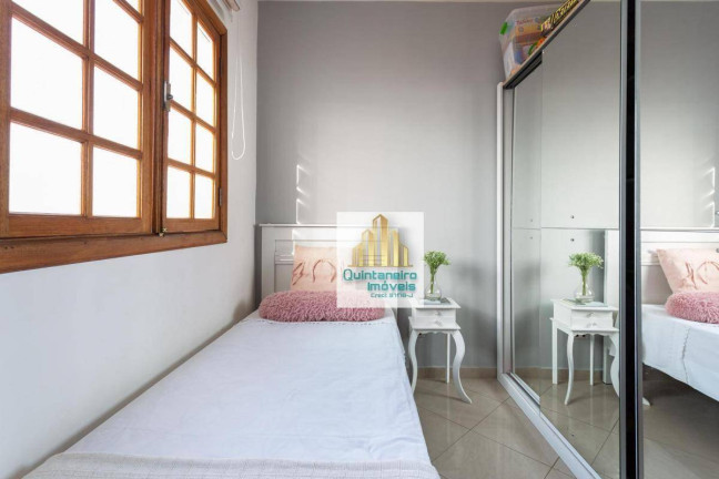 Imagem Sobrado com 3 Quartos à Venda, 234 m² em Parque Continental I - Guarulhos Imagem Sobrado com 3 Quartos à Venda, 234 m² em Parque Continental I - Guarulhos