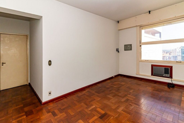 Imagem Imóvel com 3 Quartos à Venda, 139 m² em Centro Histórico - Porto Alegre Imagem Imóvel com 3 Quartos à Venda, 139 m² em Centro Histórico - Porto Alegre
