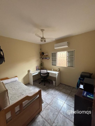 Imagem Casa com 3 Quartos à Venda, 146 m² em Vila Nasser - Campo Grande Imagem Casa com 3 Quartos à Venda, 146 m² em Vila Nasser - Campo Grande