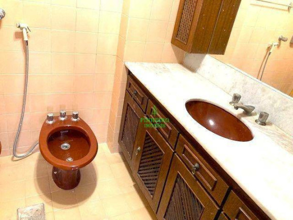 Imagem Apartamento com 3 Quartos à Venda, 122 m² em Icaraí - Niterói Imagem Apartamento com 3 Quartos à Venda, 122 m² em Icaraí - Niterói