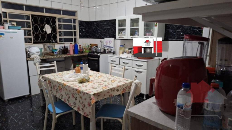 Imagem Casa com 3 Quartos à Venda, 258 m² em Vila Real Continuaçao - Hortolândia