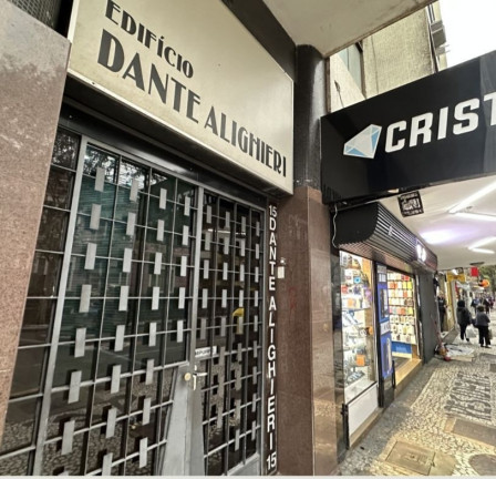 Imóvel Comercial à Venda, 50 m² em Rebouças - Curitiba