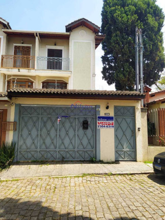 Casa com 3 Quartos à Venda,  em Vila Galvão - Guarulhos