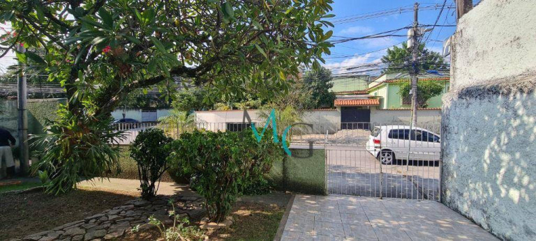Imagem Casa com 4 Quartos à Venda, 197 m² em Curicica - Rio De Janeiro Imagem Casa com 4 Quartos à Venda, 197 m² em Curicica - Rio De Janeiro