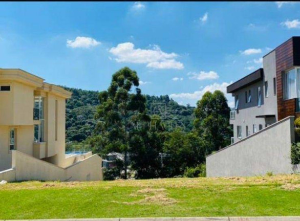 Terreno à Venda, 560 m² em Tamboré - Santana De Parnaíba