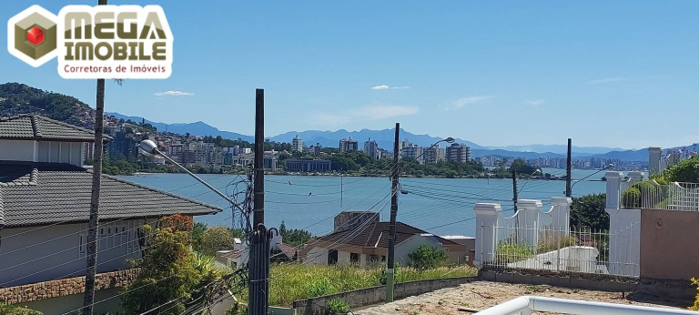 Imagem Casa com 3 Quartos à Venda, 300 m² em João Paulo - Florianópolis Imagem Casa com 3 Quartos à Venda, 300 m² em João Paulo - Florianópolis