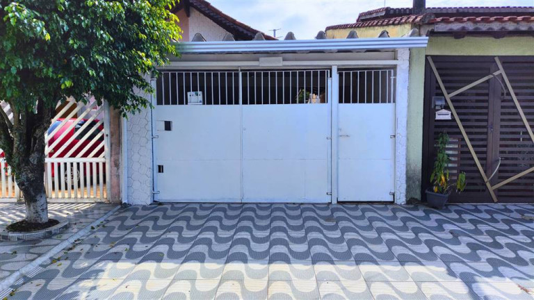 Casa com 2 Quartos à Venda, 75 m² em Maracanã - Praia Grande