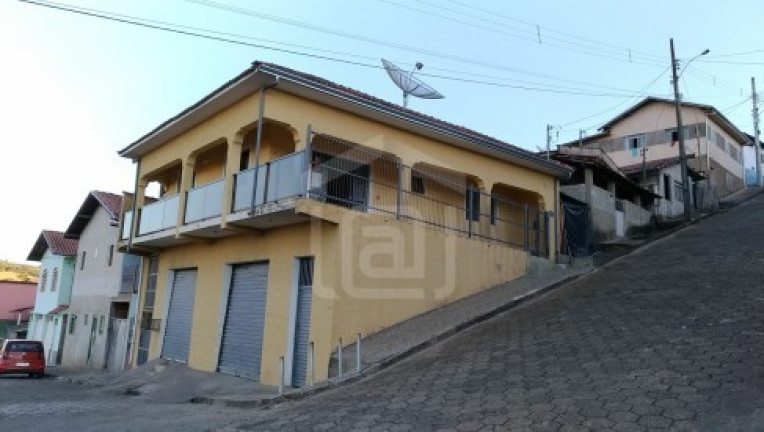 Imagem Casa com 3 Quartos à Venda, 290 m² em Centro - Bandeira Do Sul Imagem Casa com 3 Quartos à Venda, 290 m² em Centro - Bandeira Do Sul