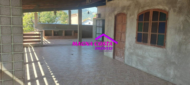 Imagem Casa com 5 Quartos à Venda, 400 m² em Praia Do Saco - Mangaratiba Imagem Casa com 5 Quartos à Venda, 400 m² em Praia Do Saco - Mangaratiba