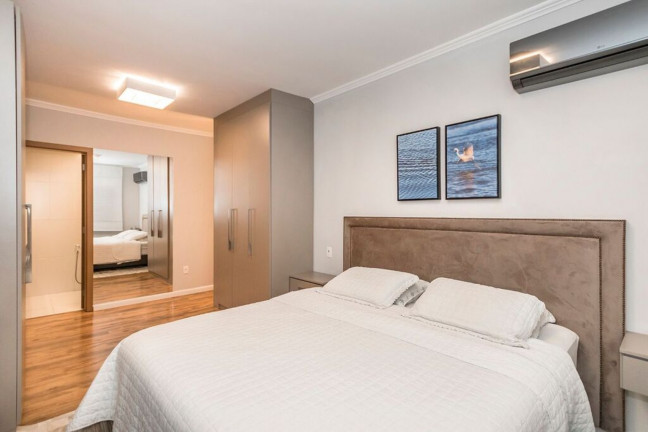 Imagem Imóvel com 3 Quartos à Venda, 134 m² em Chácara Das Pedras - Porto Alegre Imagem Imóvel com 3 Quartos à Venda, 134 m² em Chácara Das Pedras - Porto Alegre