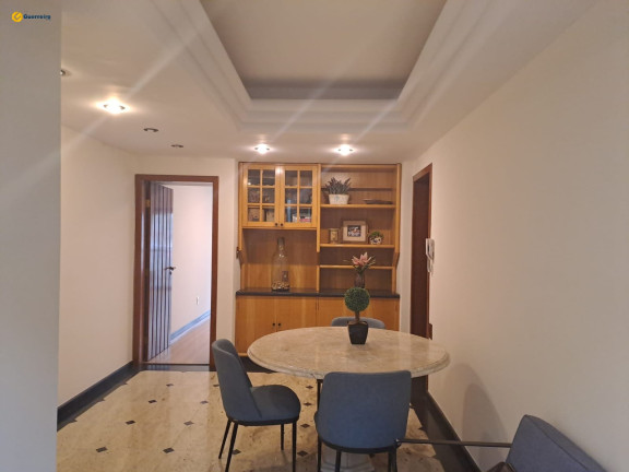 Apartamento com 3 Quartos à Venda, 152 m² em Centro - Florianópolis