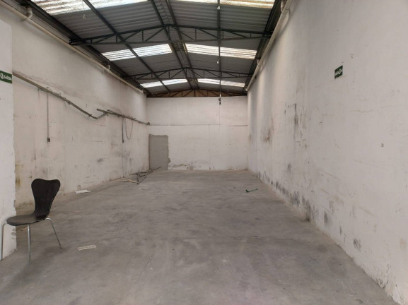 Galpão para Alugar, 108 m² em Vila Anastácio - São Paulo