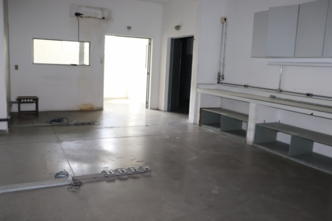 Imagem Casa à Venda ou Locação, 20.589 m² em Jardim Belval - Barueri Imagem Casa à Venda ou Locação, 20.589 m² em Jardim Belval - Barueri