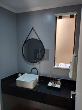 Imagem Apartamento com 3 Quartos à Venda, 194 m² em Pitangueiras - Guarujá