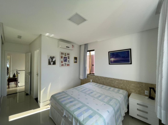 Imagem Casa com 4 Quartos à Venda, 900 m² em Busca Vida - Camaçari Imagem Casa com 4 Quartos à Venda, 900 m² em Busca Vida - Camaçari