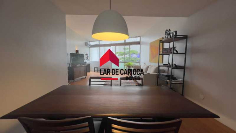 Imagem Apartamento com 3 Quartos à Venda, 153 m² em Leblon - Rio De Janeiro Imagem Apartamento com 3 Quartos à Venda, 153 m² em Leblon - Rio De Janeiro