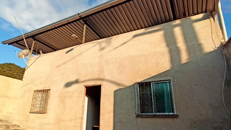 Imagem Casa com 2 Quartos à Venda, 1.054 m² em Santa Isabel - São Gonçalo