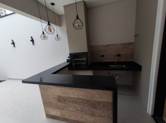 Imagem Casa com 3 Quartos à Venda, 250 m² em Villa Branca - Jacareí Imagem Casa com 3 Quartos à Venda, 250 m² em Villa Branca - Jacareí