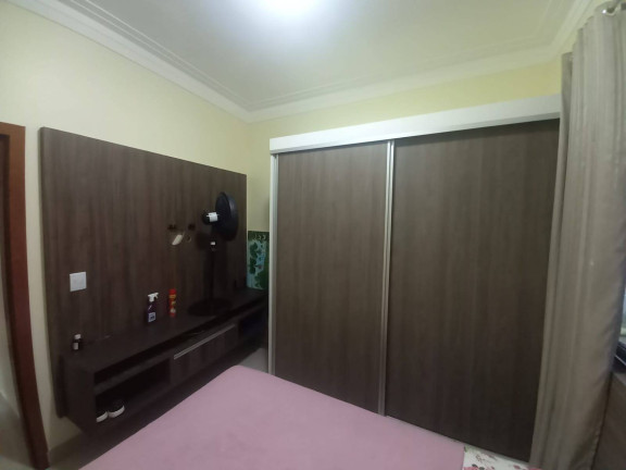 Imagem Casa com 3 Quartos à Venda, 300 m² em Residencial Veneza - Anápolis