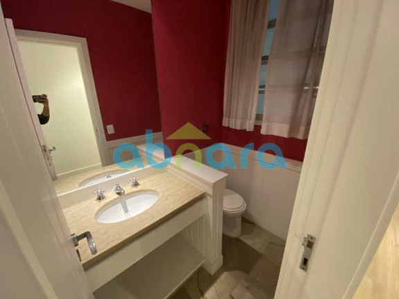 Imagem Apartamento com 3 Quartos à Venda, 300 m² em Copacabana - Rio De Janeiro Imagem Apartamento com 3 Quartos à Venda, 300 m² em Copacabana - Rio De Janeiro