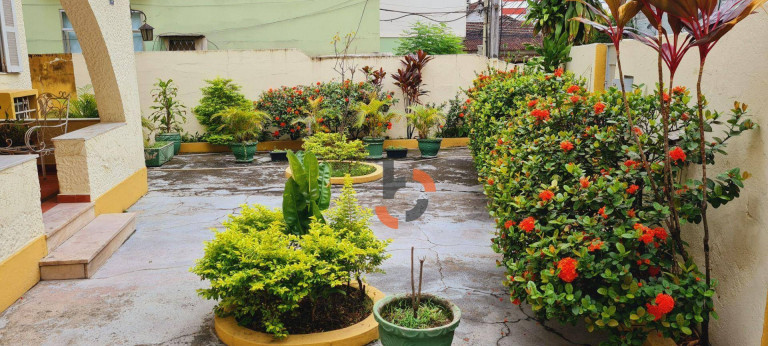 Imagem Casa com 3 Quartos à Venda ou Locação, 188 m² em Centro - Nova Iguaçu