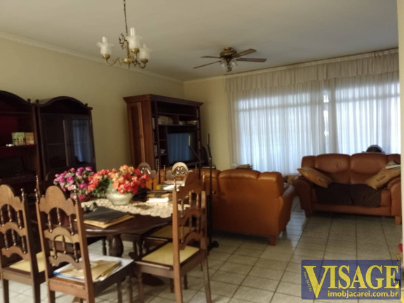 Imagem Casa com 3 Quartos à Venda, em Pq. Brasil - Jacareí Imagem Casa com 3 Quartos à Venda, em Pq. Brasil - Jacareí