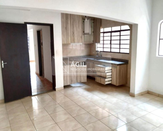 Sobrado com 3 Quartos à Venda, 182 m² em Monte Castelo - São José Dos Campos