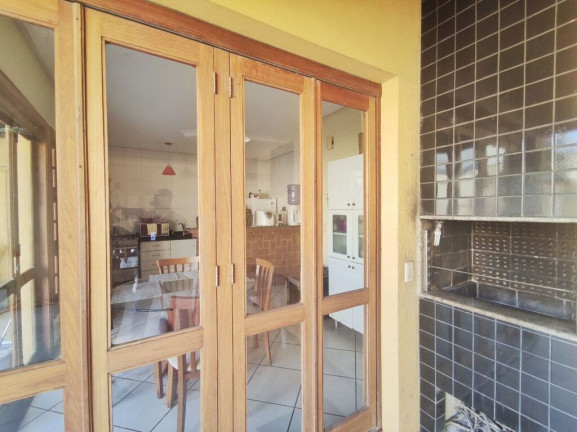 Imagem Casa com 2 Quartos à Venda, 194 m² em Jardim Botânico - Porto Alegre