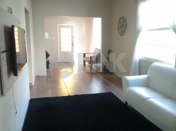 Imagem Casa com 3 Quartos à Venda, 151 m² em Boa Vista - Porto Alegre Imagem Casa com 3 Quartos à Venda, 151 m² em Boa Vista - Porto Alegre