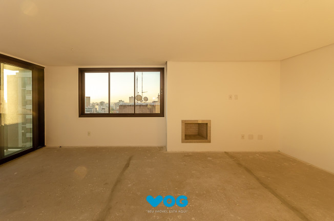 Imagem Imóvel com 3 Quartos à Venda, 184 m² em Rio Branco - Porto Alegre Imagem Imóvel com 3 Quartos à Venda, 184 m² em Rio Branco - Porto Alegre