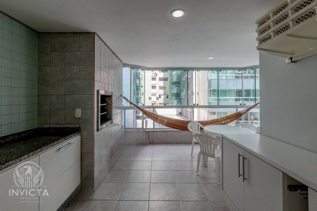 Imagem Apartamento com 3 Quartos à Venda, 112 m² em Centro - Balneário Camboriú Imagem Apartamento com 3 Quartos à Venda, 112 m² em Centro - Balneário Camboriú