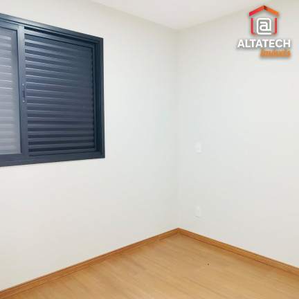 Imagem Casa com 2 Quartos à Venda, 100 m² em Jardim Vitória - Poços De Caldas Imagem Casa com 2 Quartos à Venda, 100 m² em Jardim Vitória - Poços De Caldas