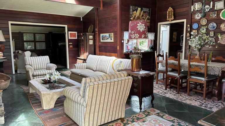 Imagem Casa com 3 Quartos à Venda, 250 m² em Chácara Santo Antonio - Caçapava Imagem Casa com 3 Quartos à Venda, 250 m² em Chácara Santo Antonio - Caçapava