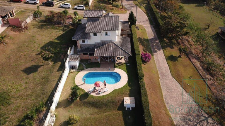Imagem Casa com 3 Quartos à Venda, 204 m² em Cachoeira Abaixo - Piracaia
