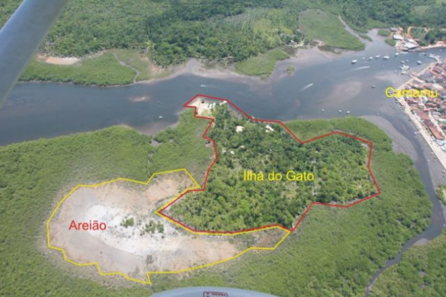 Imagem Casa com 8 Quartos à Venda, 50.000 m² em Tapuia - Camamu