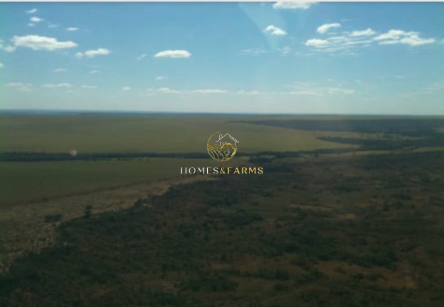 Imagem Imóvel com 3 Quartos à Venda, 7.546 m² em Zona Rural - Nobres Imagem Imóvel com 3 Quartos à Venda, 7.546 m² em Zona Rural - Nobres
