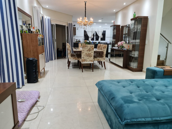 Imagem Casa com 3 Quartos à Venda, 376 m² em Granja Caiapia - Cotia Imagem Casa com 3 Quartos à Venda, 376 m² em Granja Caiapia - Cotia
