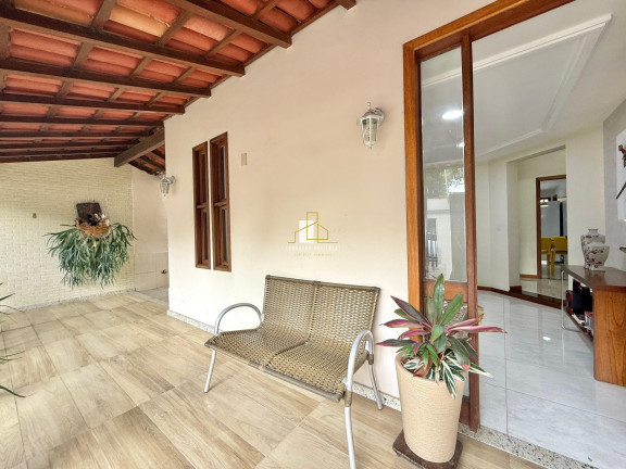 Imagem Casa com 4 Quartos à Venda, 298 m² em Morada De Camburi - Vitória Imagem Casa com 4 Quartos à Venda, 298 m² em Morada De Camburi - Vitória