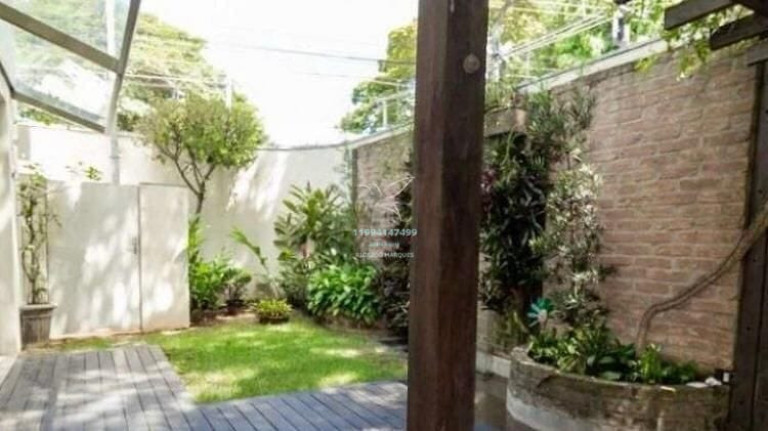 Imagem Casa com 3 Quartos à Venda, 345 m² em Campo Belo - São Paulo Imagem Casa com 3 Quartos à Venda, 345 m² em Campo Belo - São Paulo
