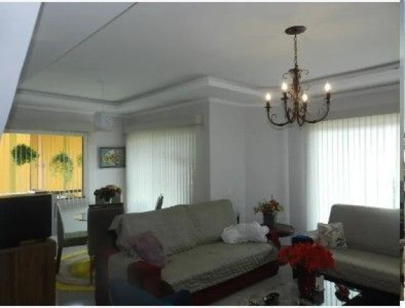 Imagem Casa com 4 Quartos à Venda, 178 m² em Vargem Grande - Teresópolis Imagem Casa com 4 Quartos à Venda, 178 m² em Vargem Grande - Teresópolis