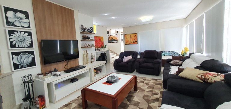 Imagem Casa com 4 Quartos à Venda, 400 m² em Novo Horizonte - Piracaia
