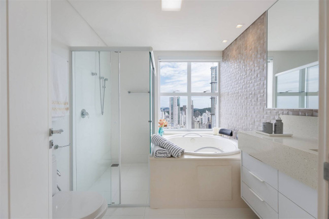 Imagem Apartamento com 3 Quartos à Venda, 167 m² em Centro - Balneário Camboriú