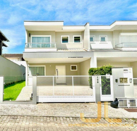 Imagem Casa com 3 Quartos para Alugar, 215 m² em Velha - Blumenau