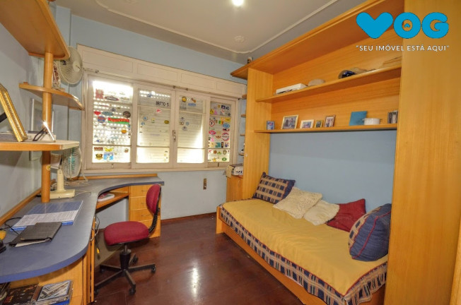 Imagem Imóvel com 3 Quartos à Venda, 140 m² em Centro Histórico - Porto Alegre Imagem Imóvel com 3 Quartos à Venda, 140 m² em Centro Histórico - Porto Alegre