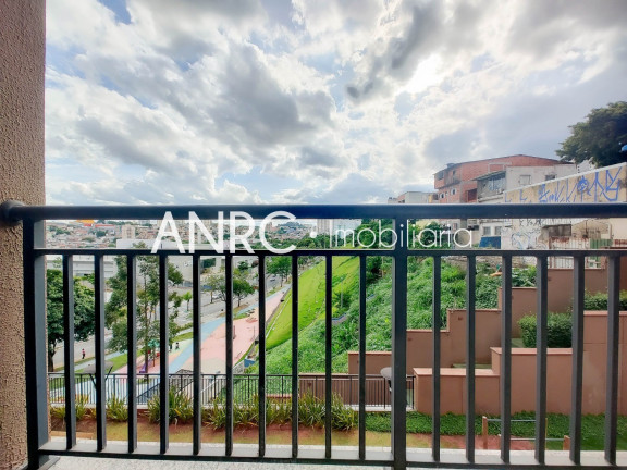 Imagem Imóvel com 2 Quartos para Alugar, 76 m² em Jardim Tupanci - Barueri