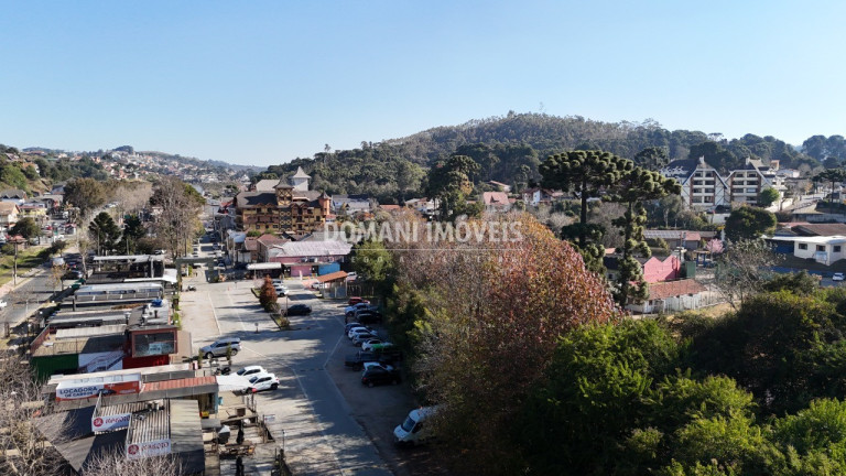 Imagem Imóvel à Venda, 1.090 m² em Região Do Jaguaribe - Campos Do Jordão Imagem Imóvel à Venda, 1.090 m² em Região Do Jaguaribe - Campos Do Jordão
