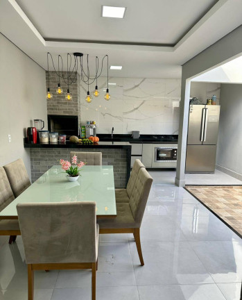 Imagem Casa de Condomínio com 2 Quartos à Venda, 100 m² em Jardim Imperial - Cuiabá