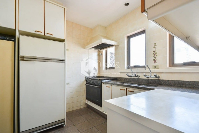 Imagem Apartamento com 4 Quartos à Venda, 246 m² em Pinheiros - São Paulo Imagem Apartamento com 4 Quartos à Venda, 246 m² em Pinheiros - São Paulo